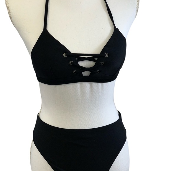 Ladies Hollister black 2 piece swim - Picture 9 of 12